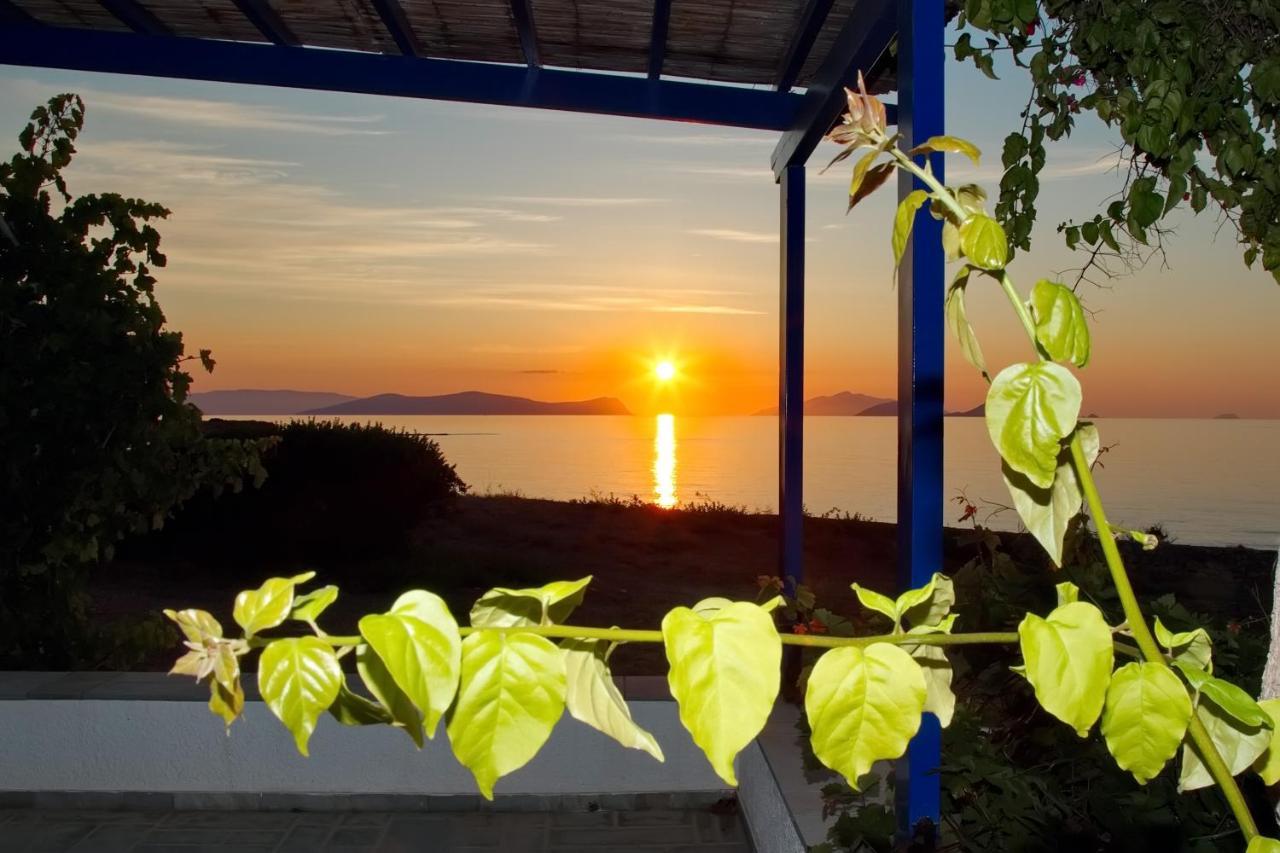 Aroura Homes 4Br Beachfront Villa Spetses Town Ngoại thất bức ảnh