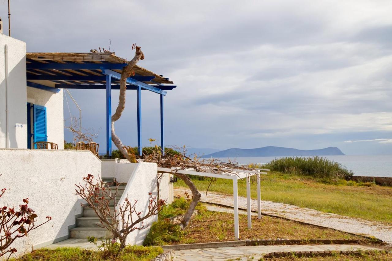 Aroura Homes 4Br Beachfront Villa Spetses Town Ngoại thất bức ảnh