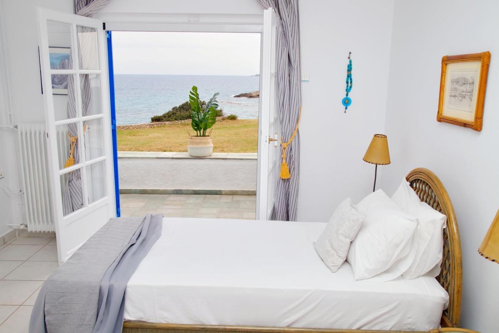 Aroura Homes 4Br Beachfront Villa Spetses Town Ngoại thất bức ảnh