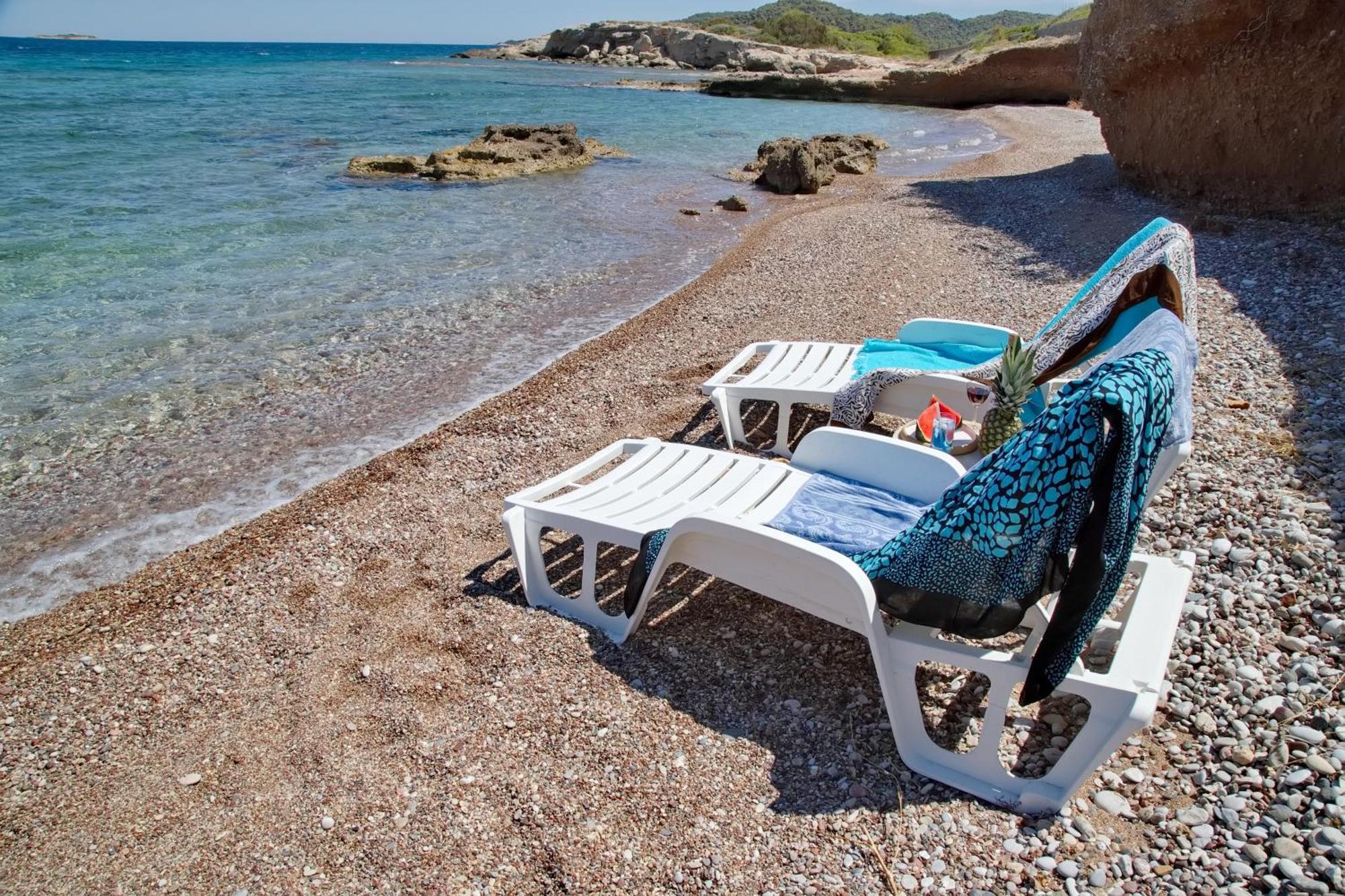 Aroura Homes 4Br Beachfront Villa Spetses Town Ngoại thất bức ảnh